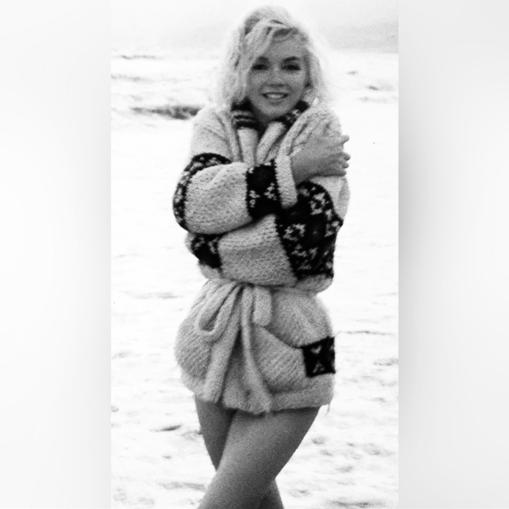 SWEATERS - Picture 2 of 9